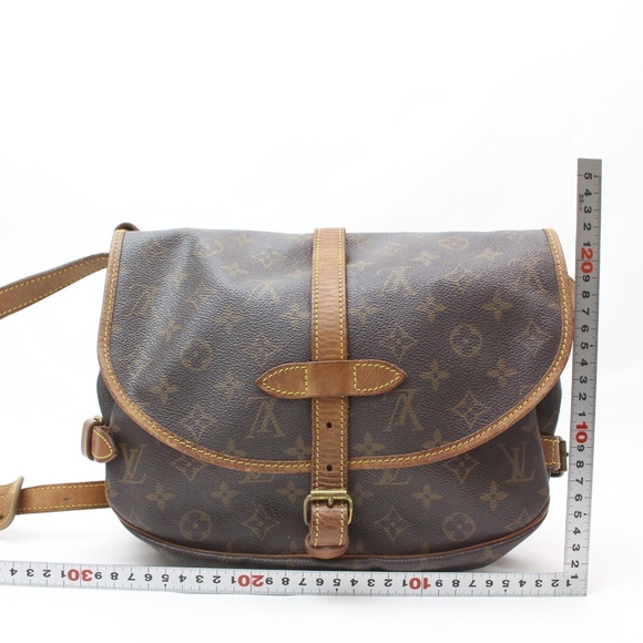 Auth Louis Vuitton Saumur 30 Crossbody #2168L20 - Picture 3 of 8